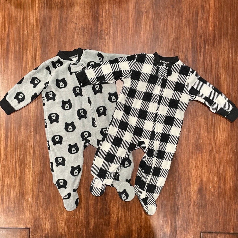Yoga Sprout Fleece Footie Sleepers (set of 2) 3-6m